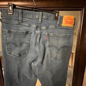 Men’s Levi’s jeans